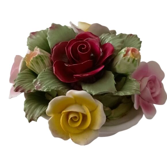 Aynsley Porcelain Flower Basket June Rose Hand Molded England Vintage TINY CHIP. - Picture 13 of 16